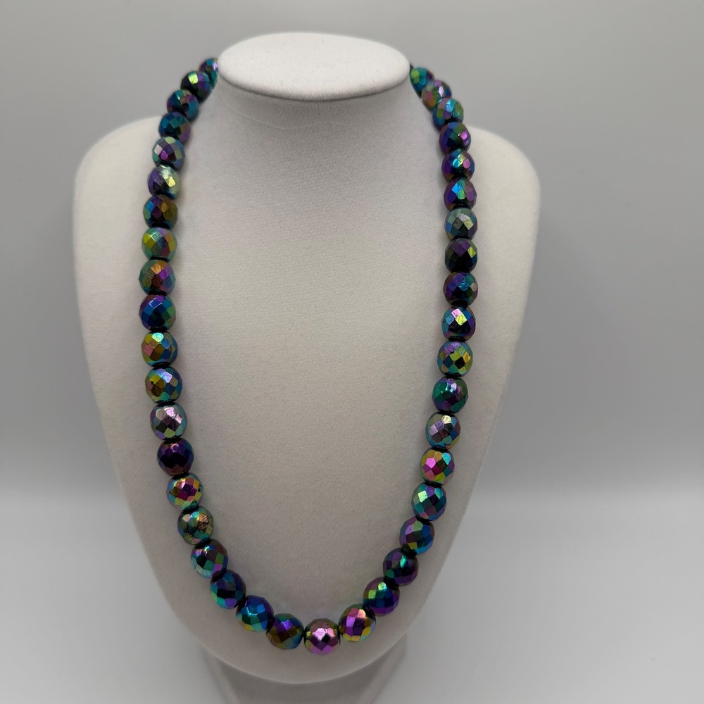 VTG Iridescent Rainbow Faceted AB Bead Necklace Multi Color Oil Slick Metallic